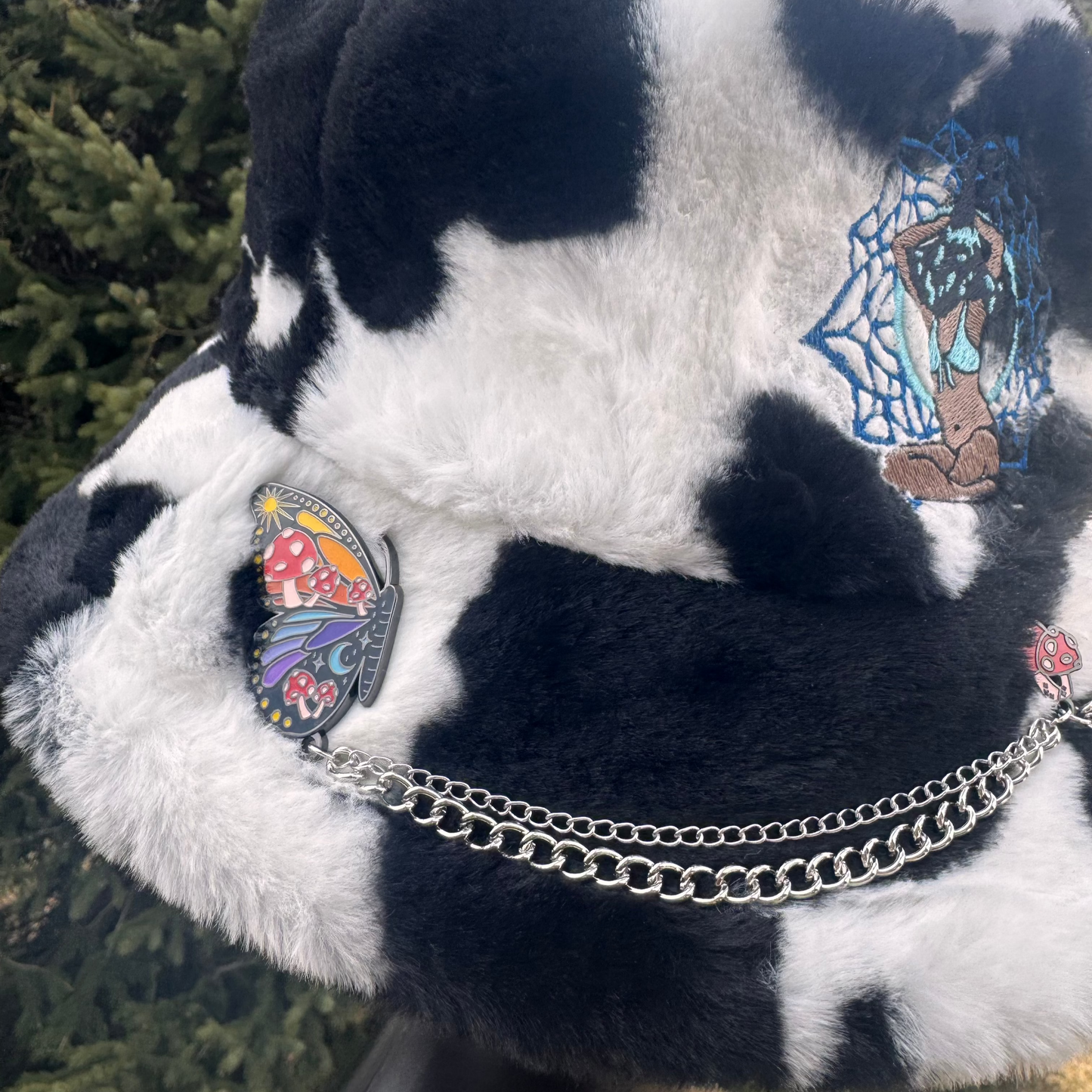 hat pins
